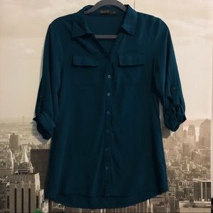the limited essential button down shirt